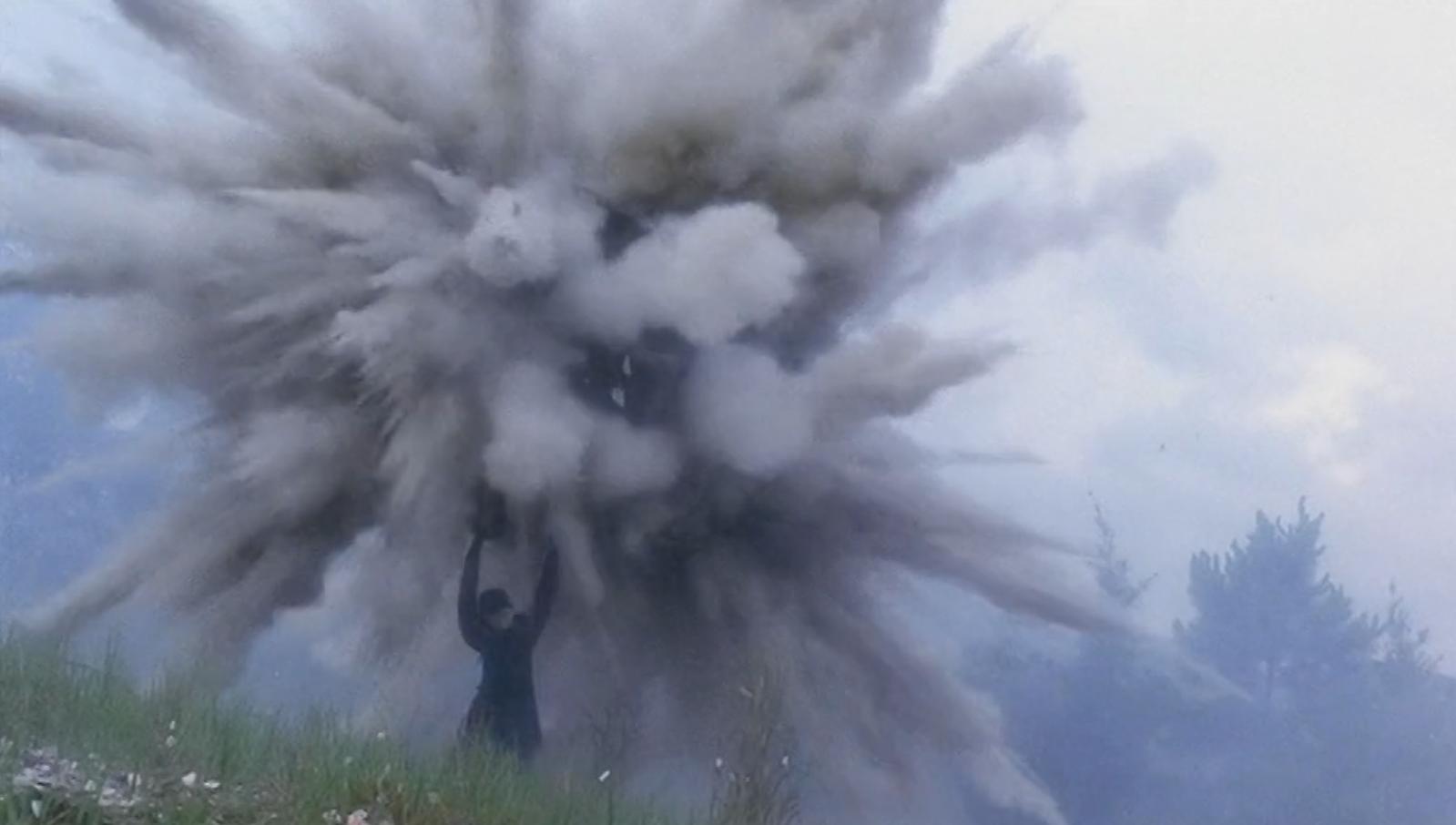 天龙八部乔峰施展擒龙功救阿紫,天龙八部乔峰平定叛军