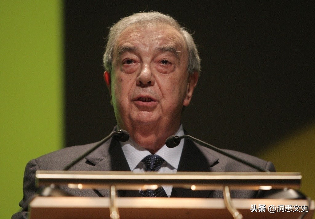 12亿美元买一架飞机，被外国轮着坑，印度是如何成为*火军**韭菜的？