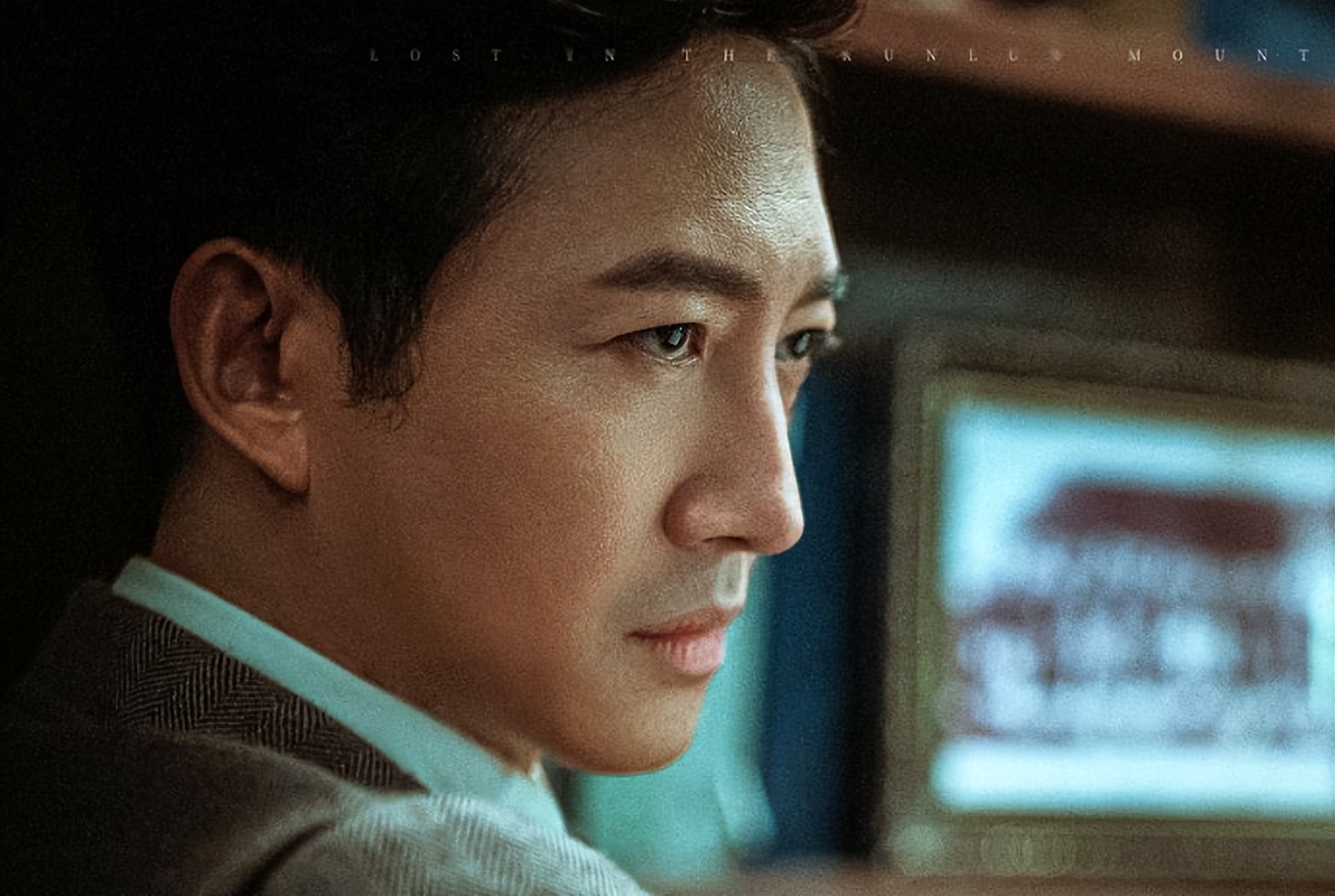 给2022年“进步最大的十位男演员”排个名：靳东第十，王骁第二