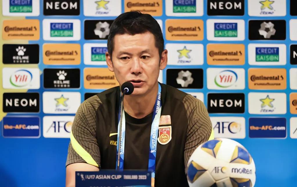 国足主教练安东尼奥简介,国足5大主帅