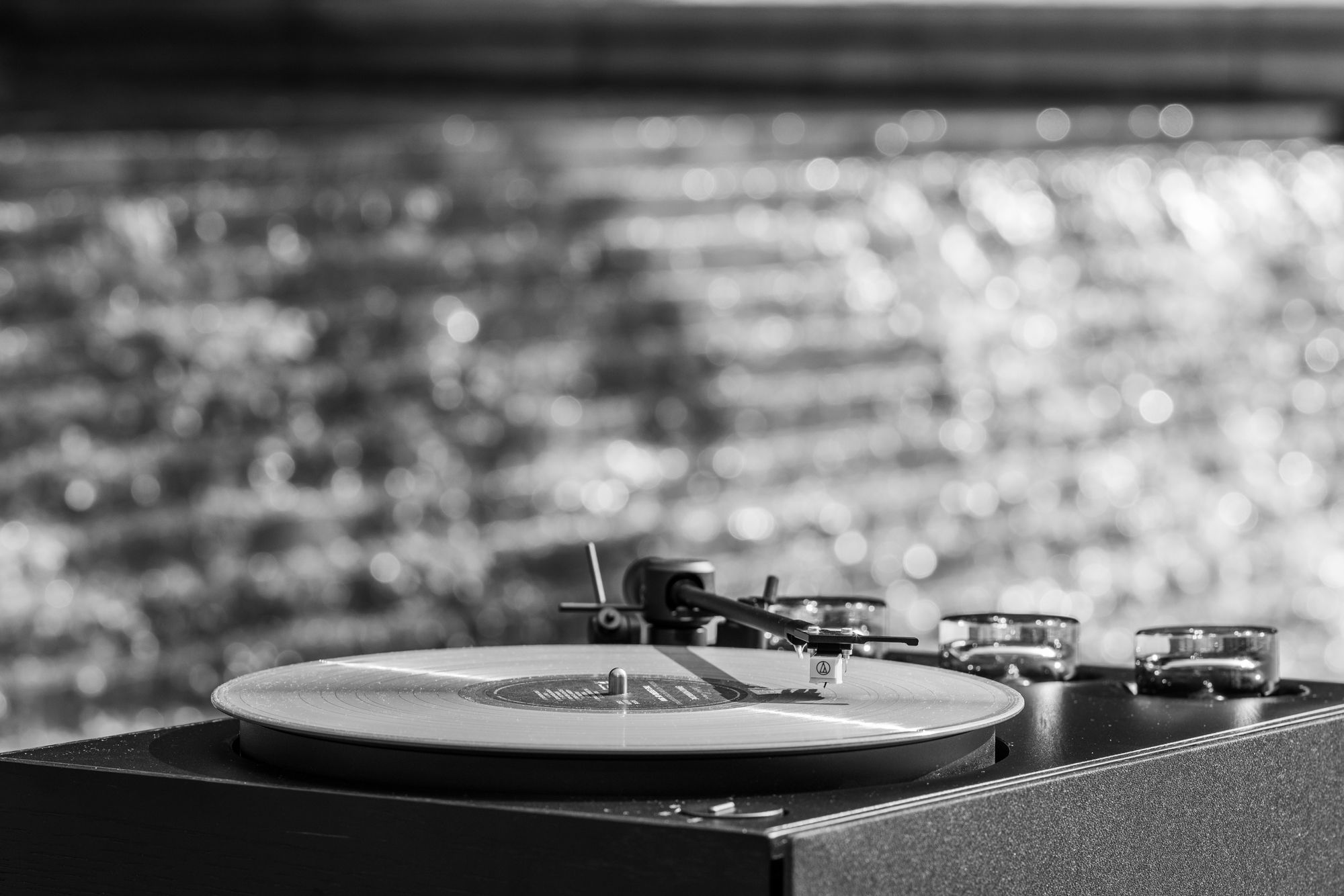 来～听听一万九的声音！HYM-RAYs黑胶唱片机体验