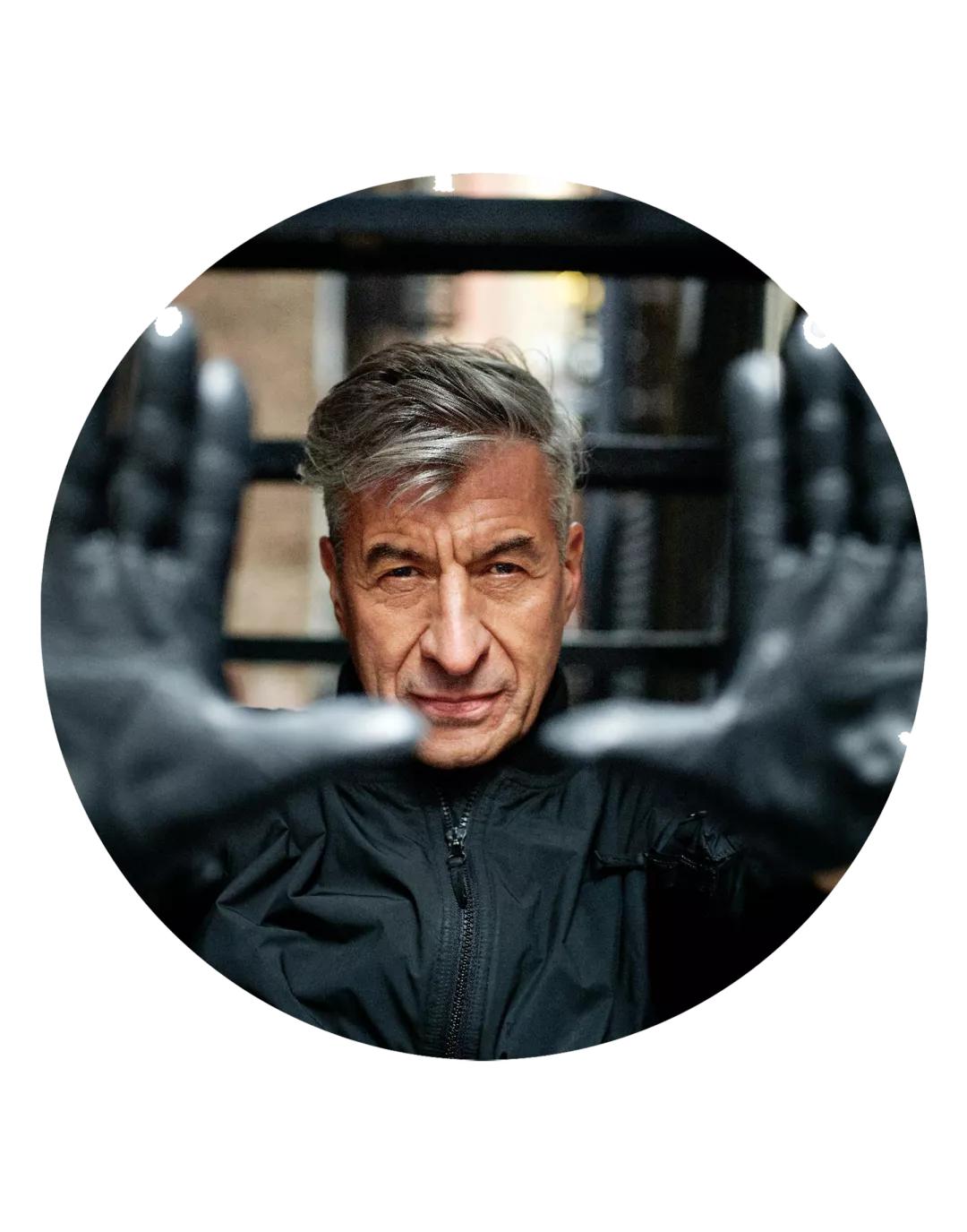 RR·PEOPLE|卡特兰：恶作剧艺术家