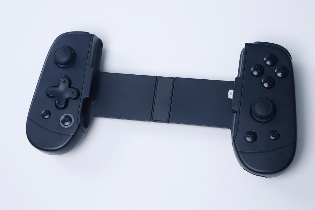 让iphone变游戏机,leadjoym1b手柄评测