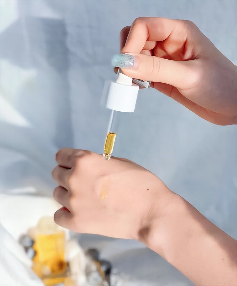 三十岁后用什么抗衰护肤品,37岁女人护肤品怎么选抗衰