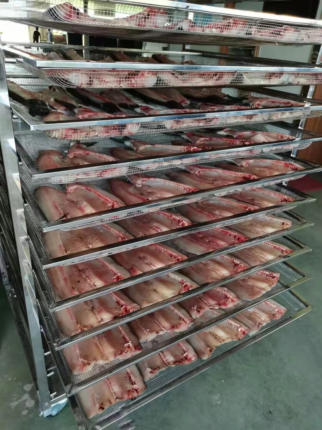 把生鱼烘干鱼干需不需要放油,鱼干烘干有什么禁忌