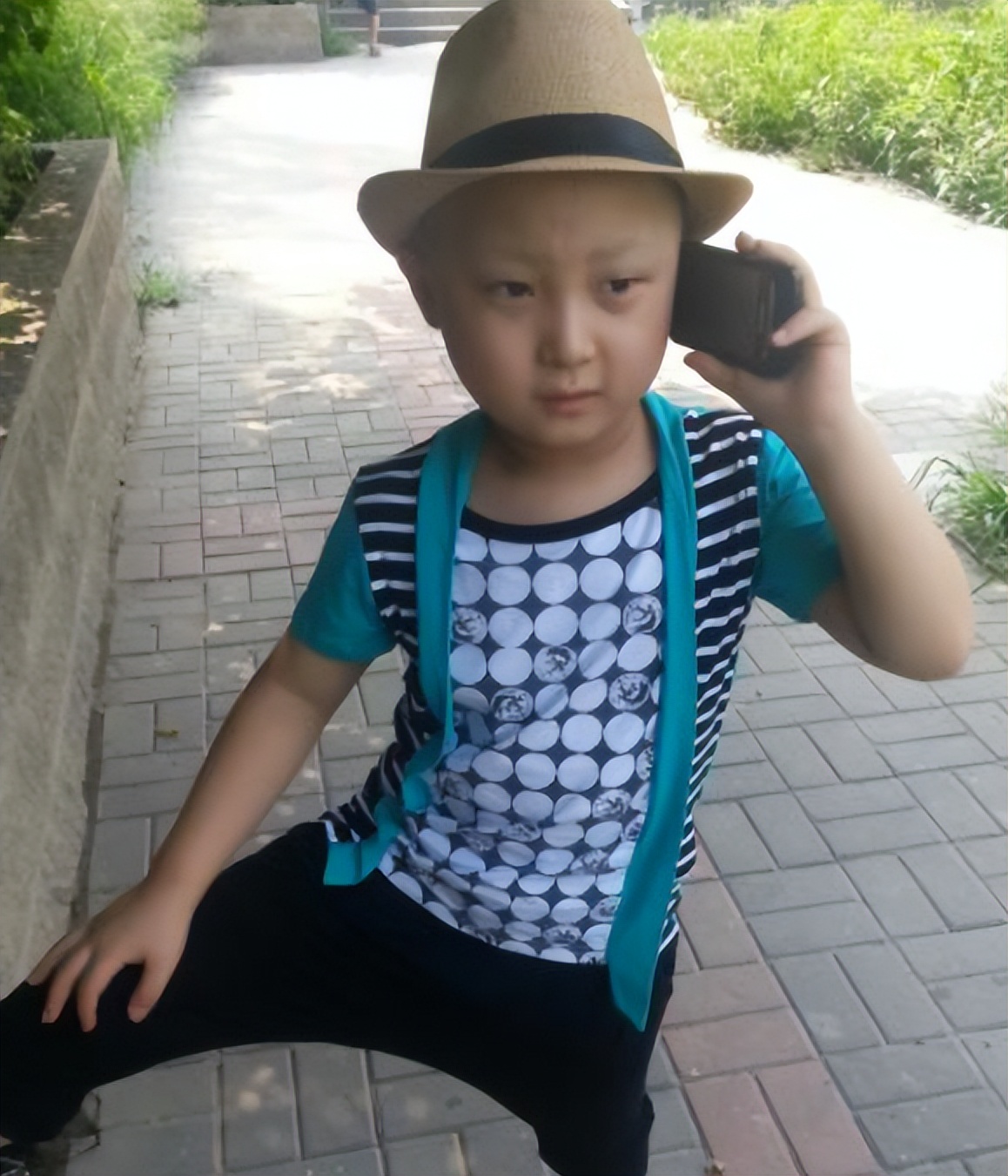 邓鸣贺的父母,邓鸣贺父母抖音