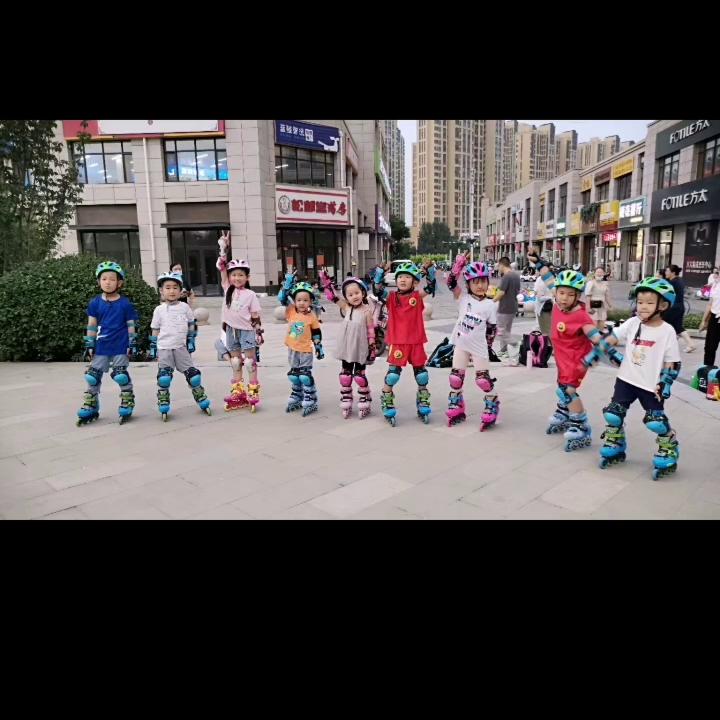 轮滑偏刃是怎么样的,轮滑稍微偏内刃正常吗