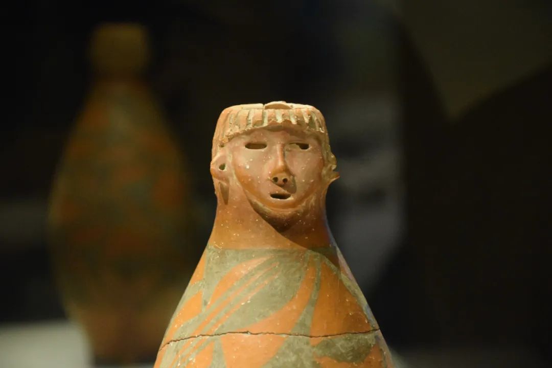 甘肃面朝黄土背朝天,甘肃秦安到西安有多远