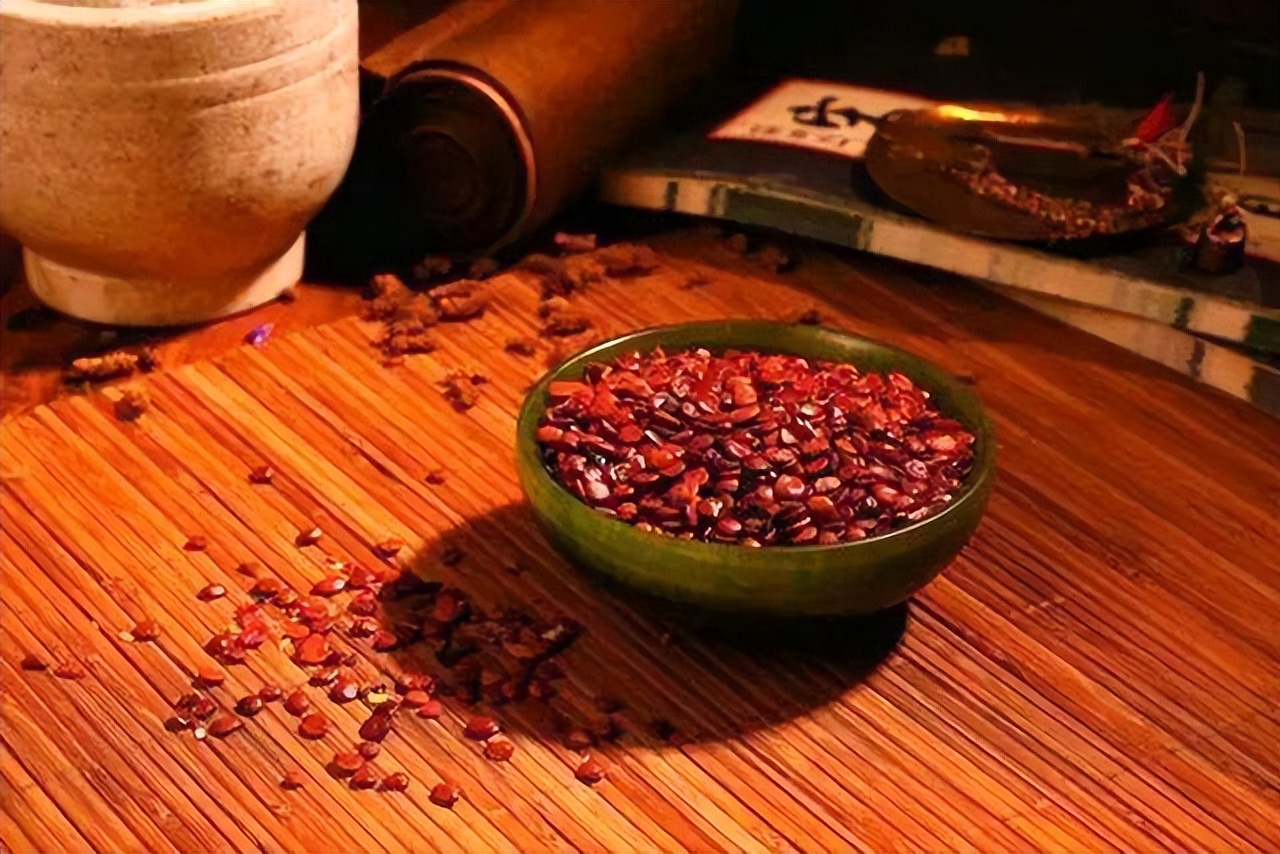 更年期失眠睡不着觉吃什么药,倪海厦讲更年期失眠治疗方法