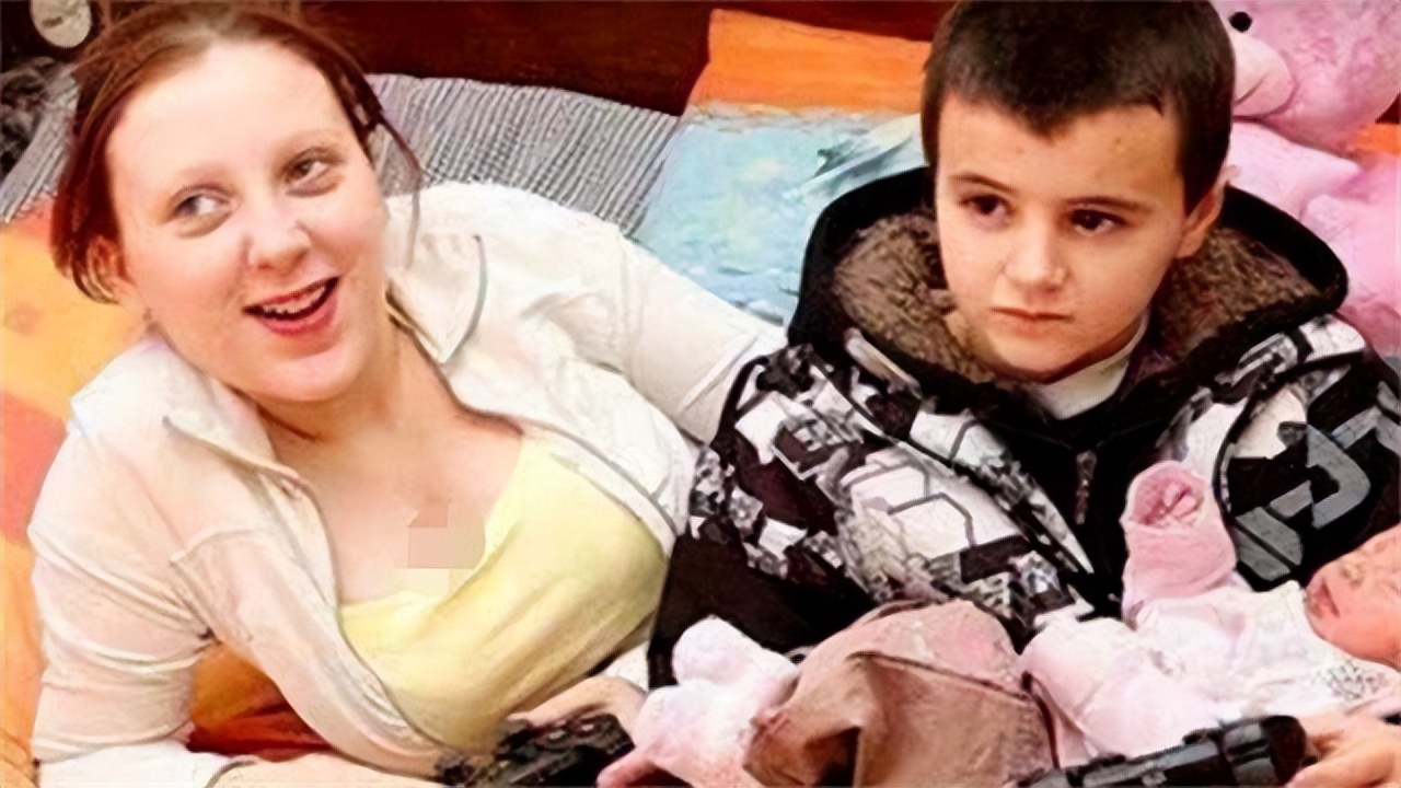 英国13岁男孩长大后现状,英国13岁小男孩现状