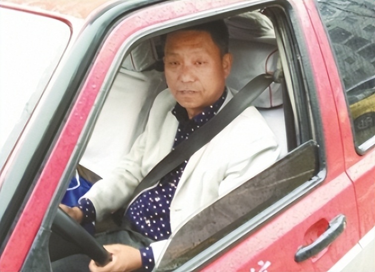 乘客遗落20万,乘客遗落15万