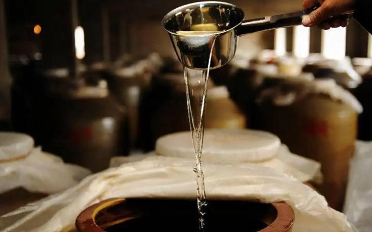 毒蛇泡酒还有毒吗,为什么毒蛇泡酒可以喝