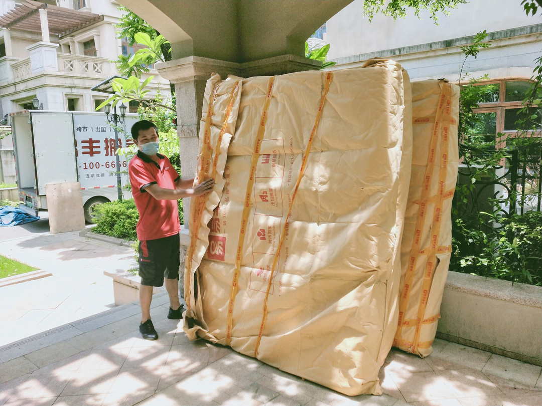 大连易丰搬家电话,大连搬家公司费用标准