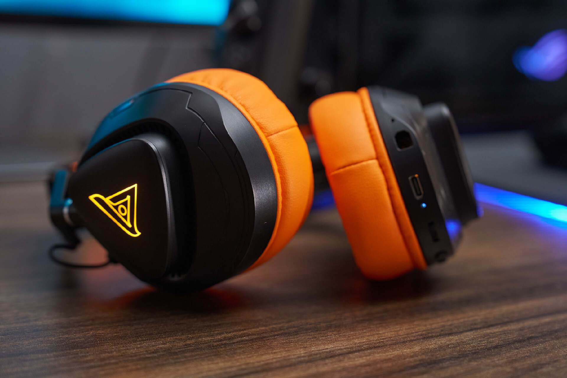 价格亲民有特色|钛度耳机“轻鸾”麦克风“歌者”