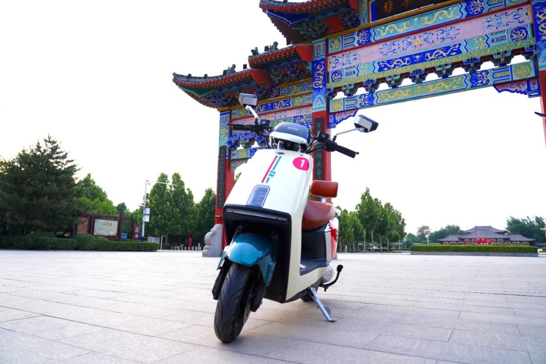 雅迪绿源爱玛小刀电动车哪个好,雅迪新日小刀哪个电瓶车好用