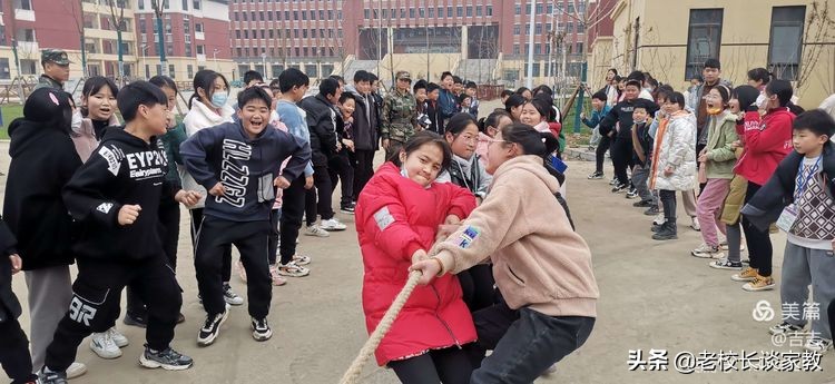 学校拔河比赛点面结合,学校拔河比赛精彩瞬间