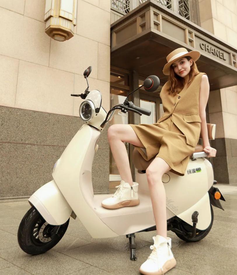 绿源最新款电动车是哪一款,绿源电动车款式性价比高的推荐