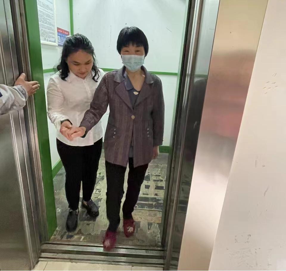 望城街道南屏苑社区：小区物业齐发力，共筑居民生活安全网