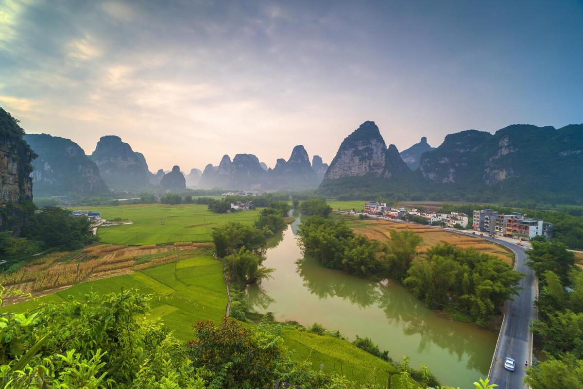 佛山出发广西五日四夜旅游攻略,广州出发云南4天自由行攻略