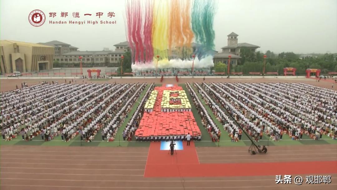 以爱之名育心成长主题活动,成人礼仪式学校举办