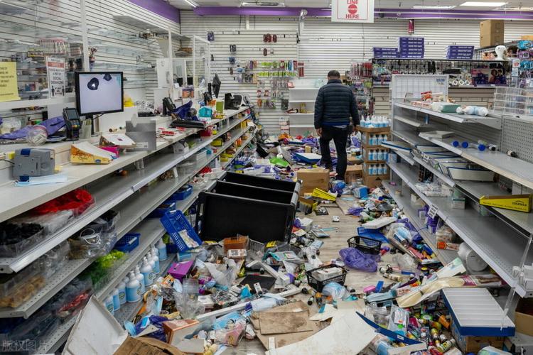 沃尔玛被零元购关店,沃尔玛超市为什么倾巢而退