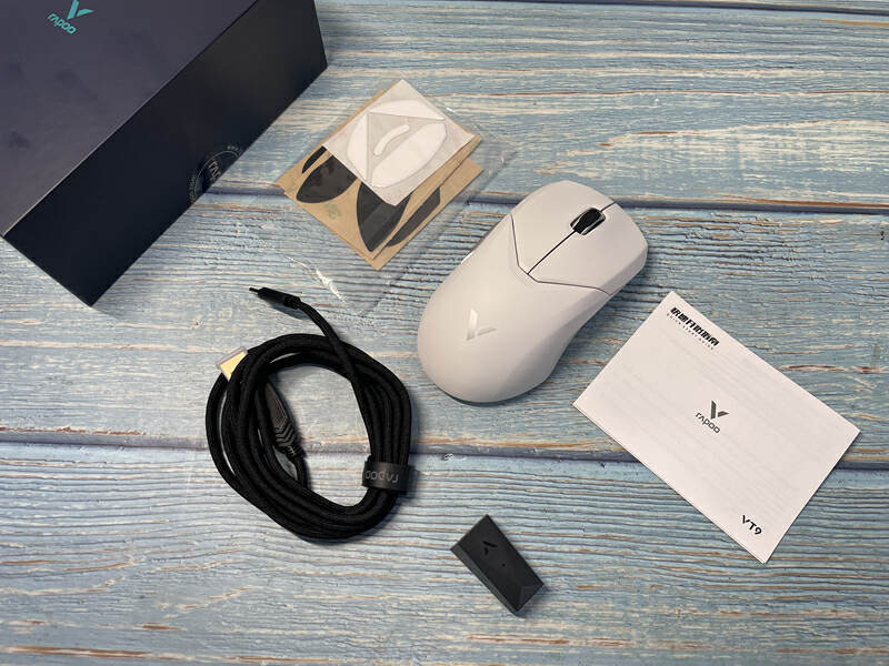 雷柏vt960s无线游戏鼠标评测,轻量化长续航雷柏vt9