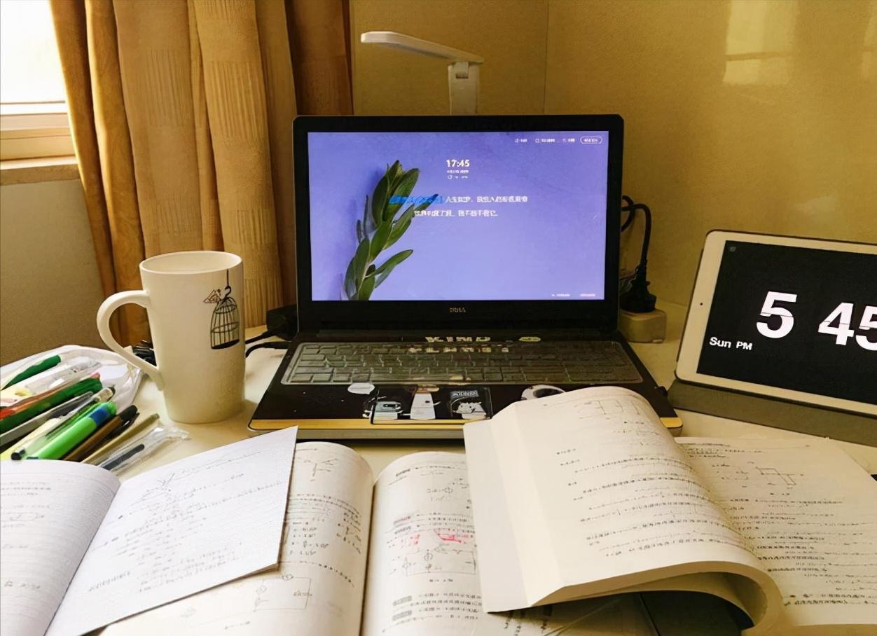 大学生毕业没工作在家啃老怎么办,大学生毕业后啃老不工作怎么办