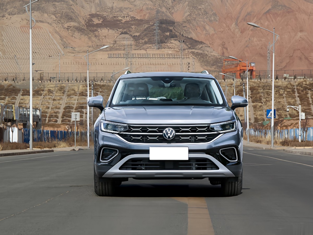 奇骏内饰豪华升级,沃尔沃xc6022款智逸豪华升级内饰