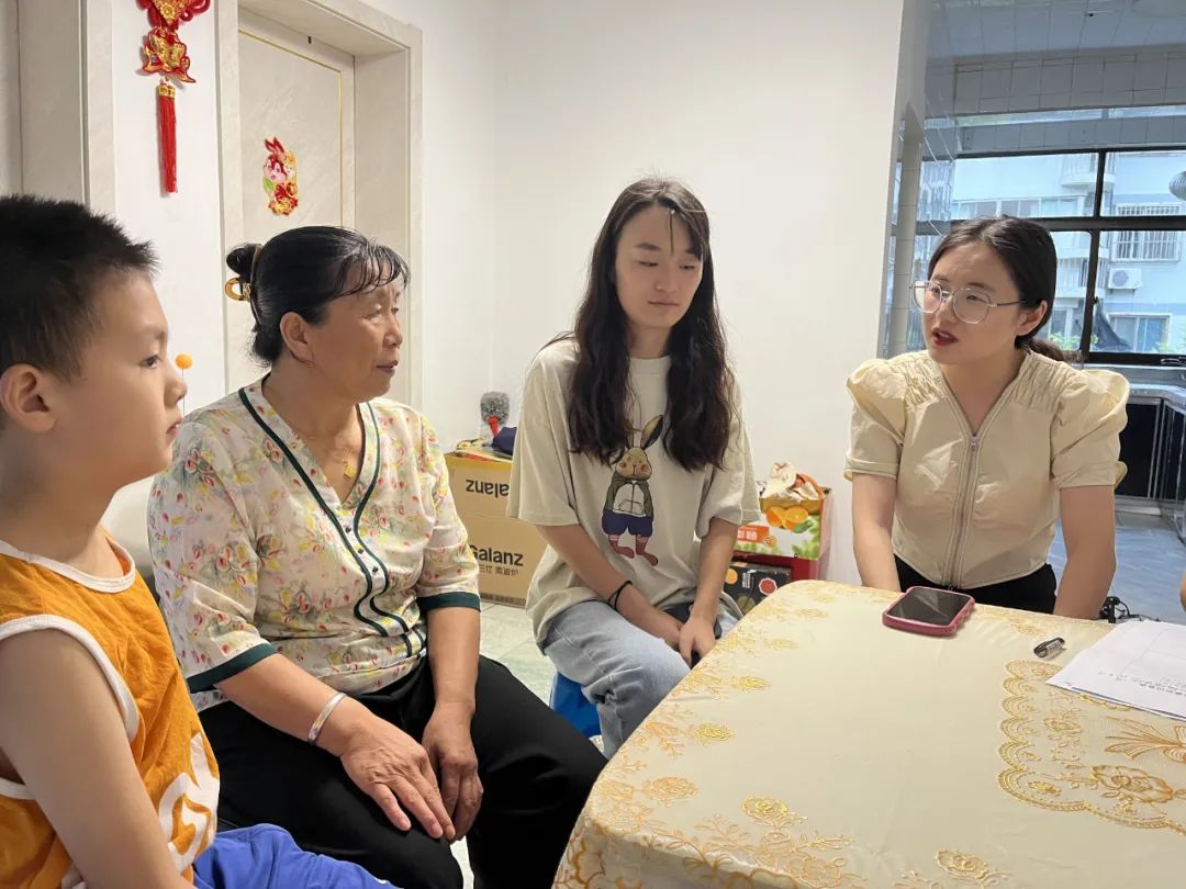 千名教师进万家家访活动总结,天坛路小学百名教师家访活动纪实