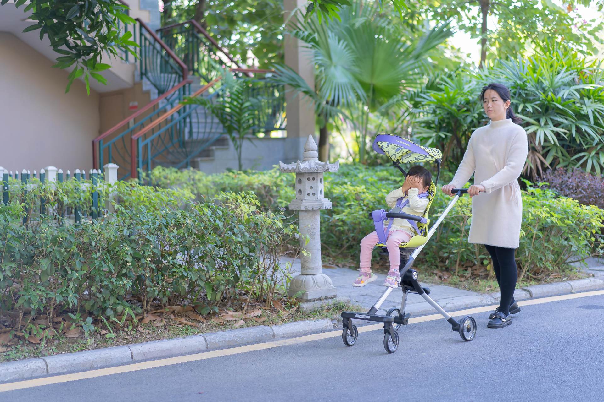 酷骑遛娃神器m1和m2的区别,cooghi酷骑遛娃神器