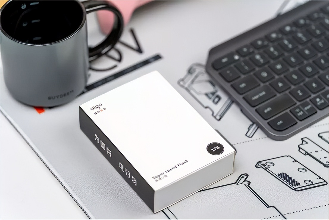 固态u盘和普通u盘哪种更耐用,百元高速u盘