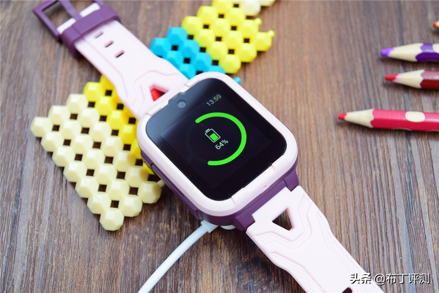 360儿童手表10x和10life的区别,360儿童电话手表10xlite如何看定位