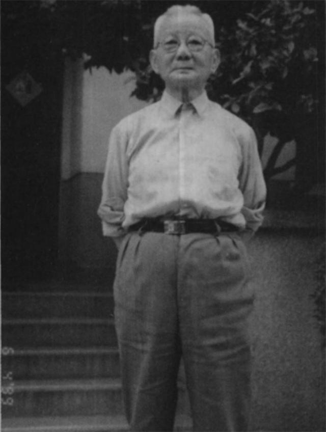 86年*伯承刘**逝世，*小平邓**看到治丧委员会名单大怒：怎么没有肖永银