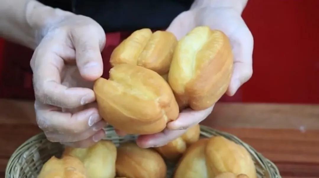 蓬松酥脆小油条做法,蓬松松软的小油条做法与配方