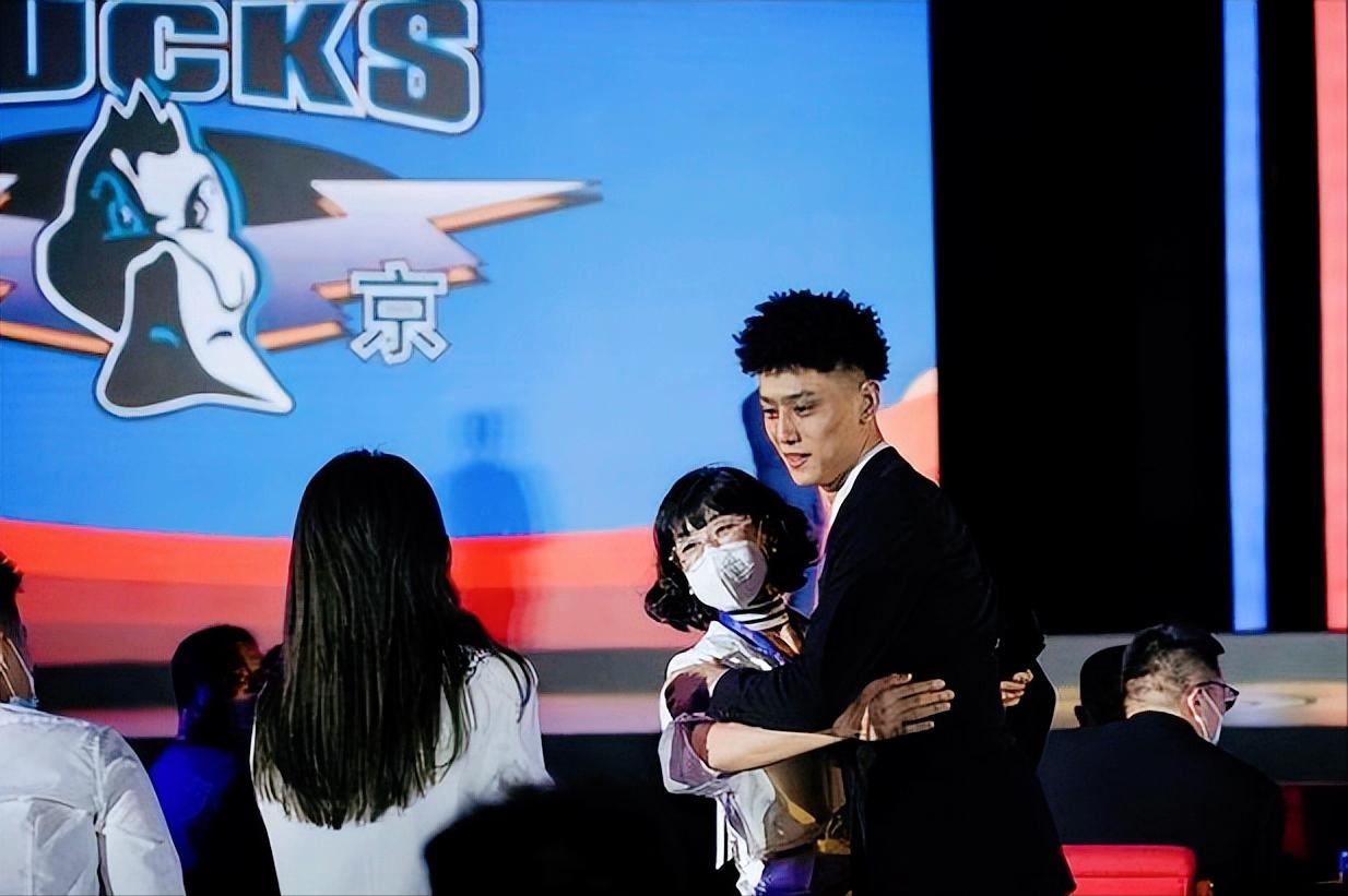 秦晓雯输球视频,秦晓雯北京队引援