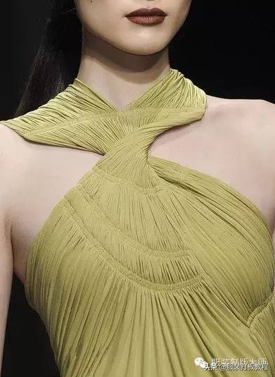 褶皱在女士礼服中的应用,褶皱肌理礼服