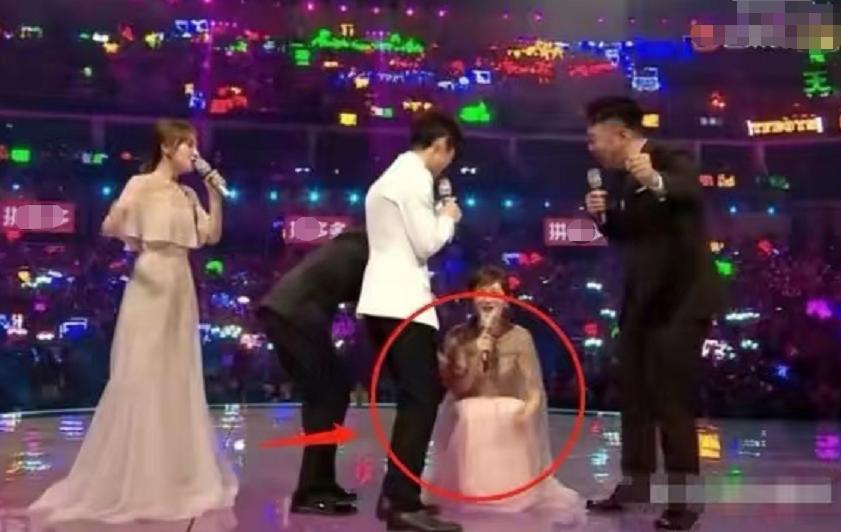 谢娜为什么会被何炅三次直呼其名,46岁的谢娜现在怎么样了