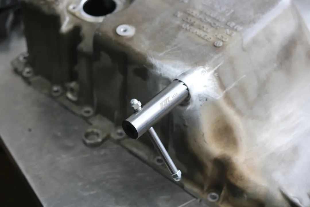 大众100万左右的车辉腾,重庆二手辉腾全面翻新修复