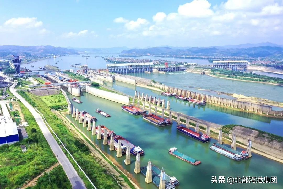 绔崍澶曢槼鏄熺┖鎽勫奖,绔崍鎽勫奖浣滃搧