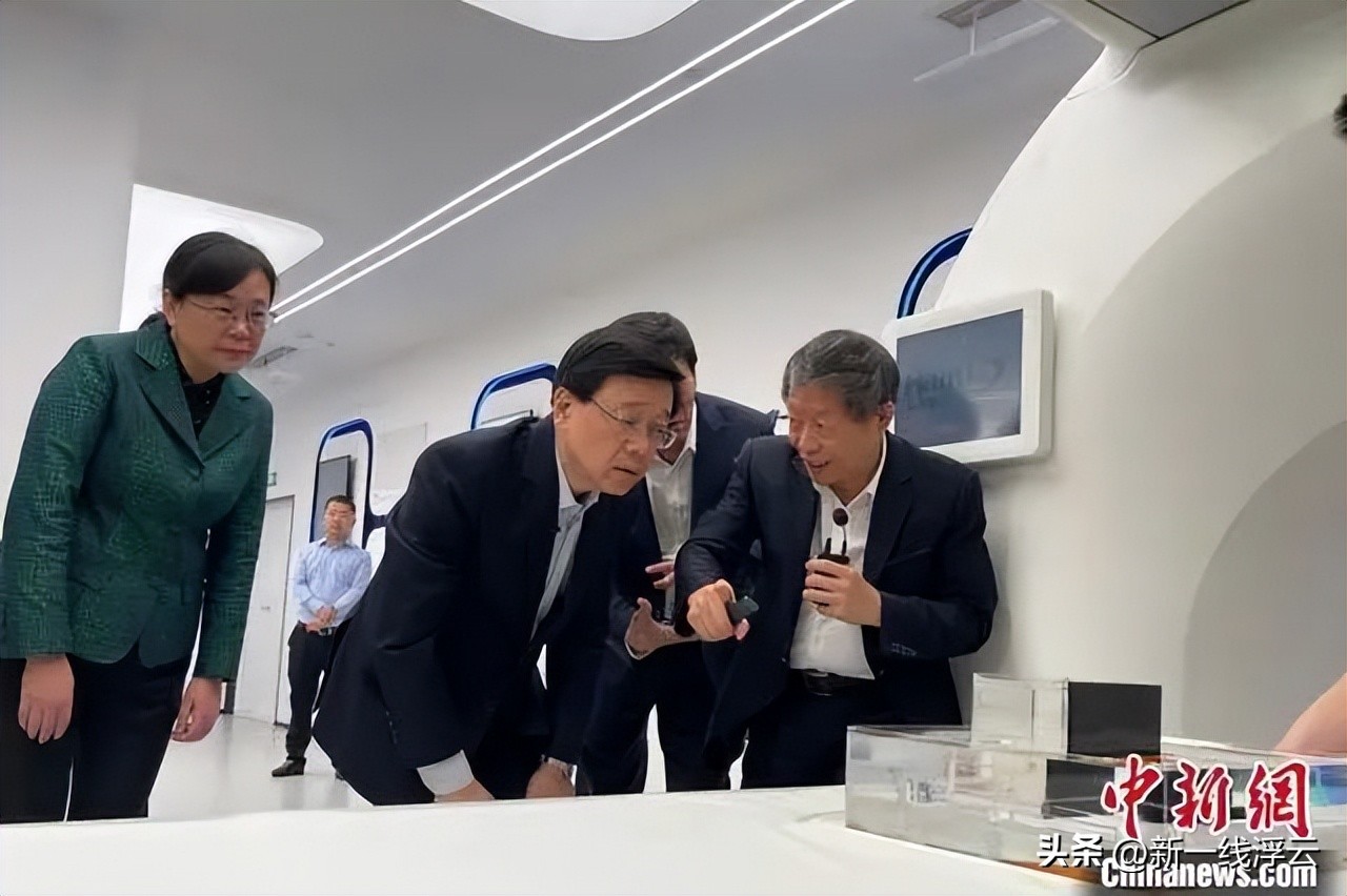 西南经济中心是成都还是重庆,西安成都重庆谁是西部领头羊