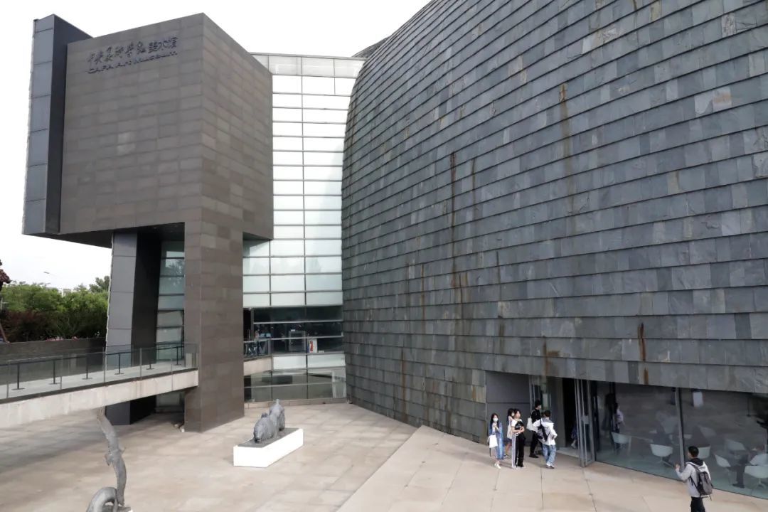 央美设计怎么套题,央美2024年考题设计