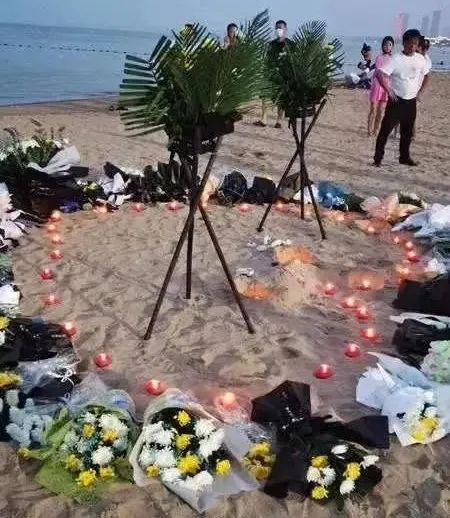 2021全年最感动人心的5张*拍偷**照,承包了朋友圈所有泪点