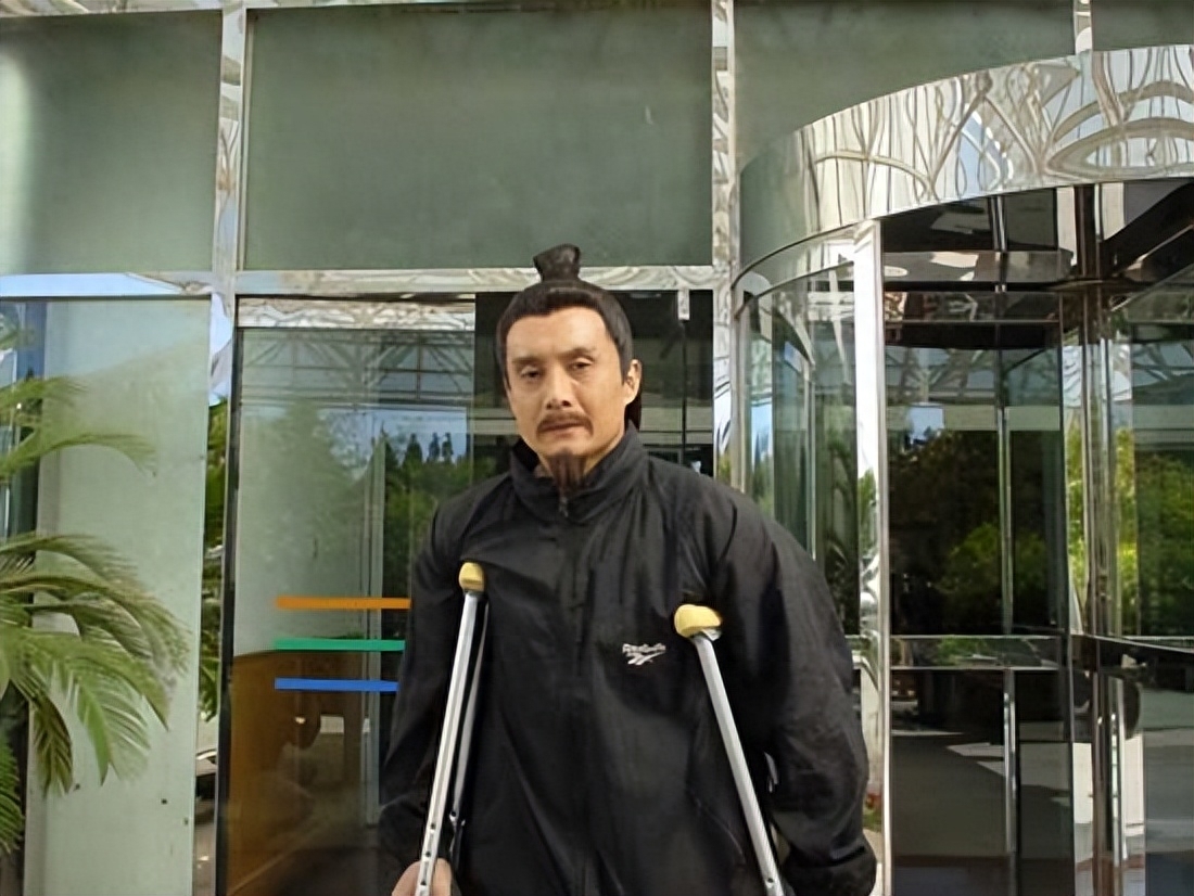 假戏真做、借戏“霸凌”、德不配位，影视圈这些畸形现象该改改了