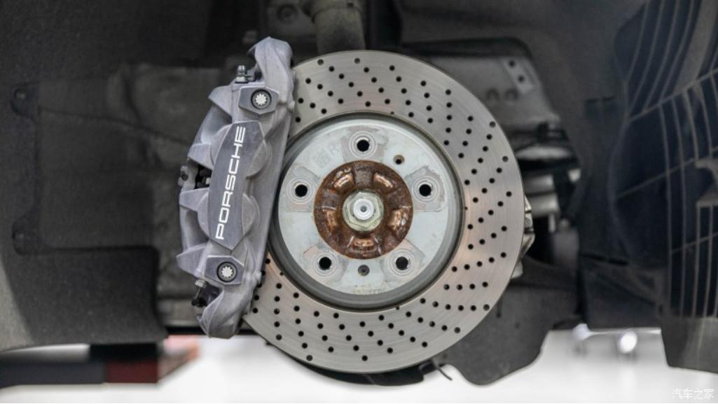 砂金石绿保时捷911改装,2016保时捷911改装黄色