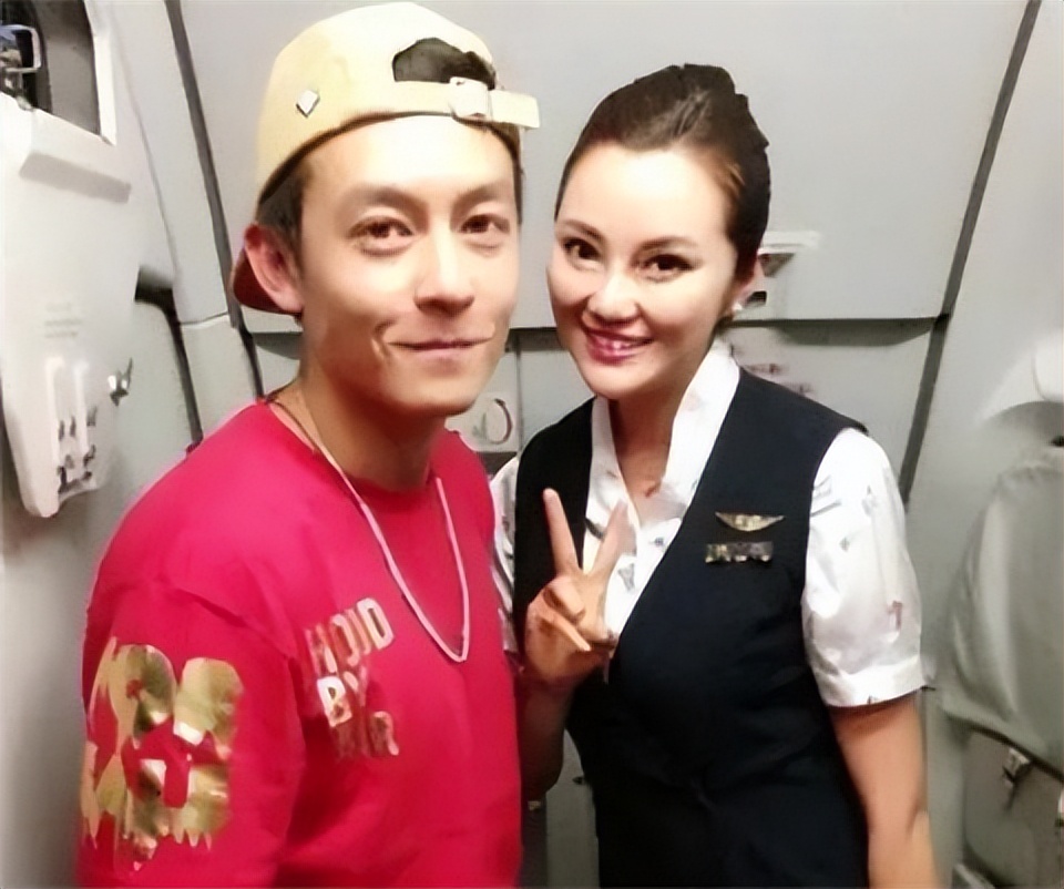 穷小子能追到空姐吗,追了五年才追到的空姐