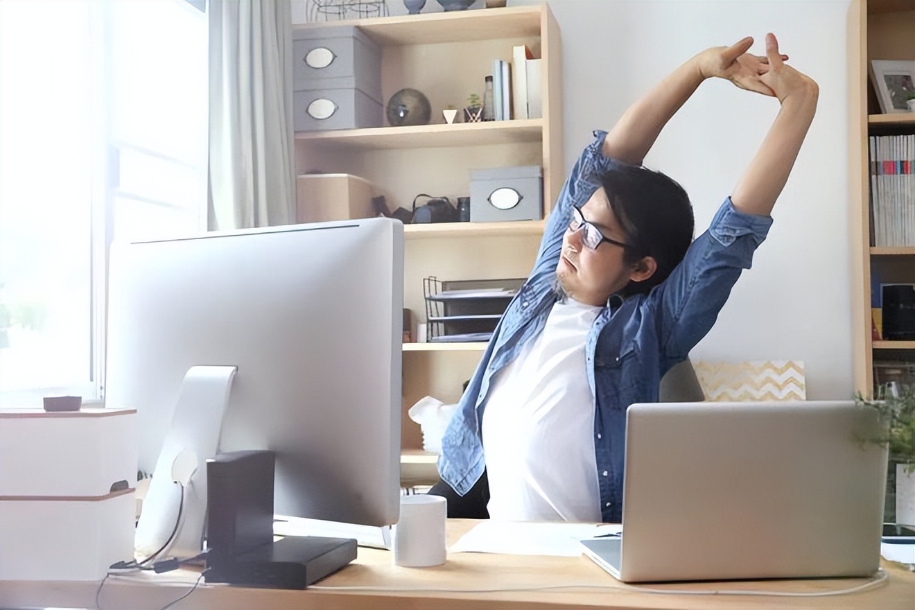 程序员35岁转产品经理,转行程序员和产品经理