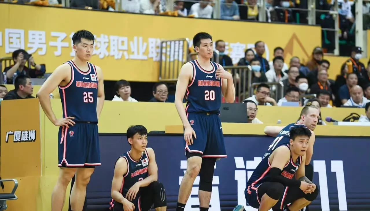 赵睿马尚广东客场,广东宏远vs浙江广厦赵睿赛后采访