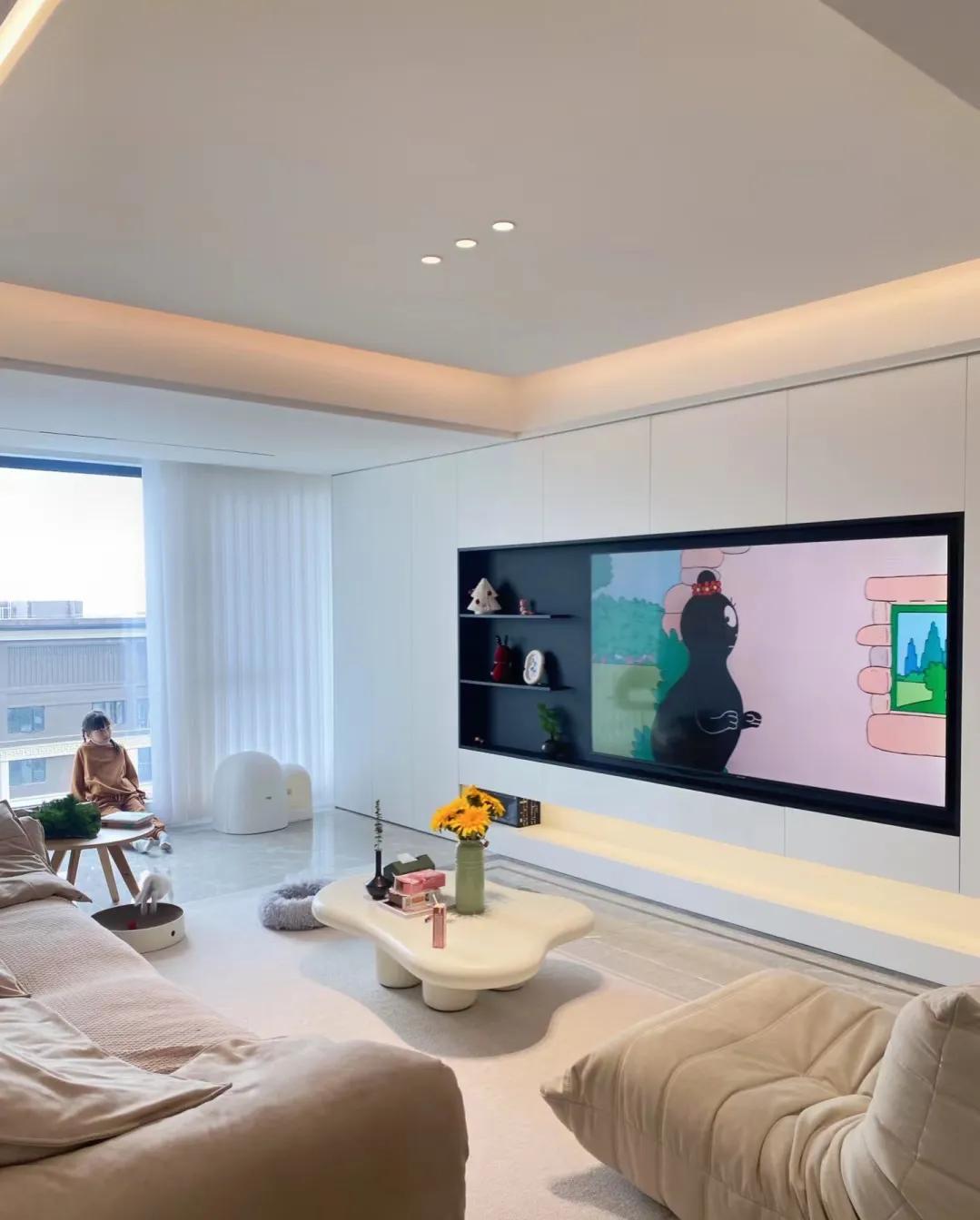 138骞宠璁′笉淇楁皵,缇庡コ鏅掕嚜瀹剁殑璞畢瑁呬慨