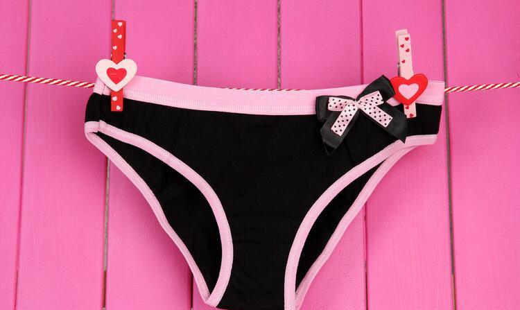 牛仔裤为什么内侧缝不能都做埋夹,女生怎么避免运动裤出现缝