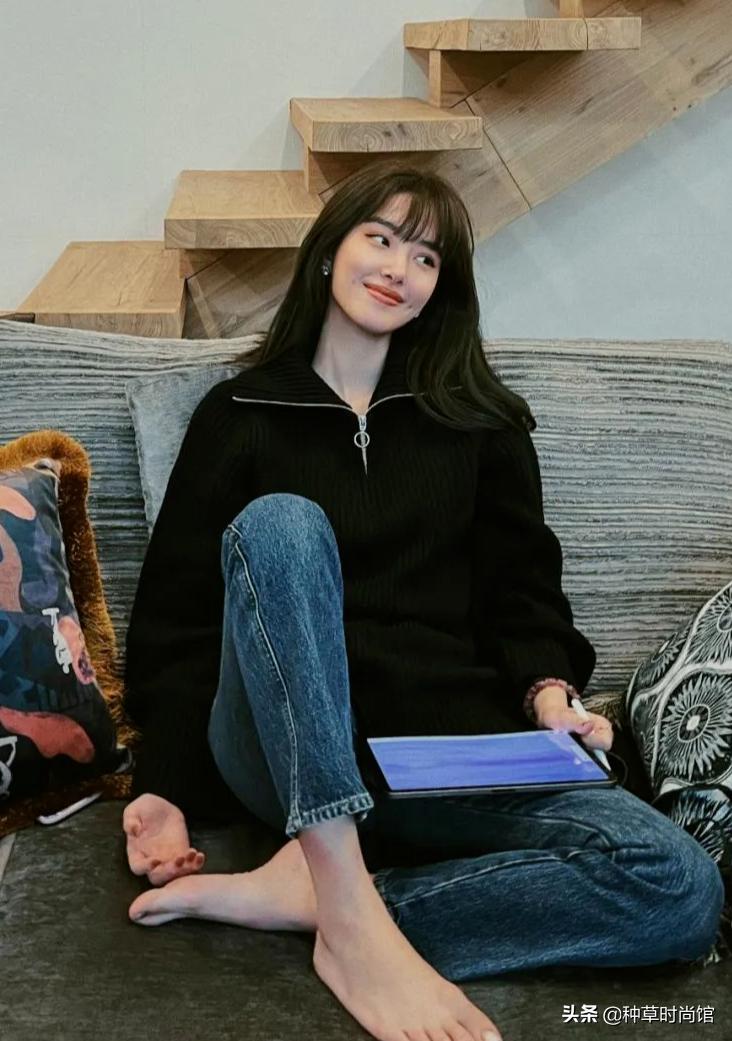 八字刘海怎么打理才不会显头秃,12岁圆脸头秃长发适合剪什么刘海